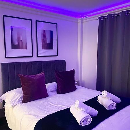 Stylish En Suite Double Room Kensington لندن المظهر الخارجي الصورة
